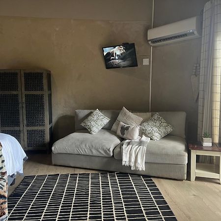 Simba Safaris African Pride Exotic Lodge Lephalale Eksteriør billede